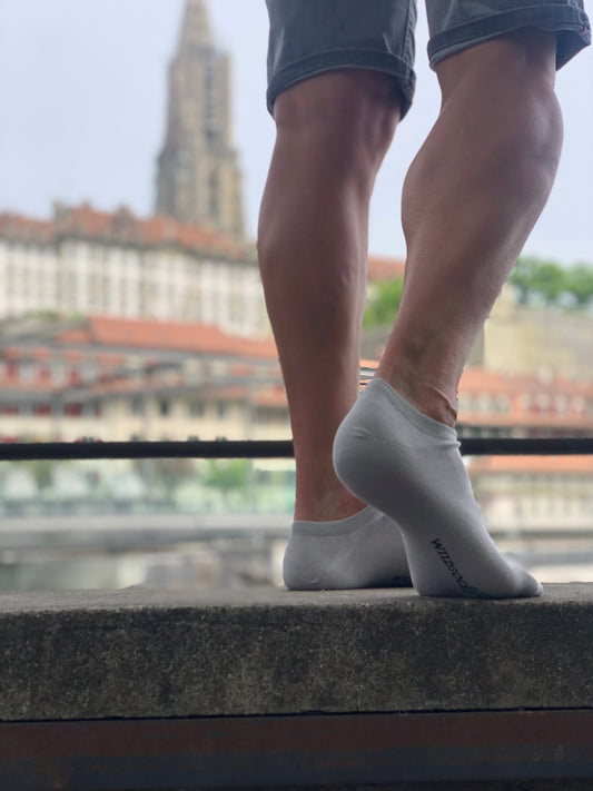 Pure White - Sneakersocken aus Bio-Baumwolle von WILDSOCKS